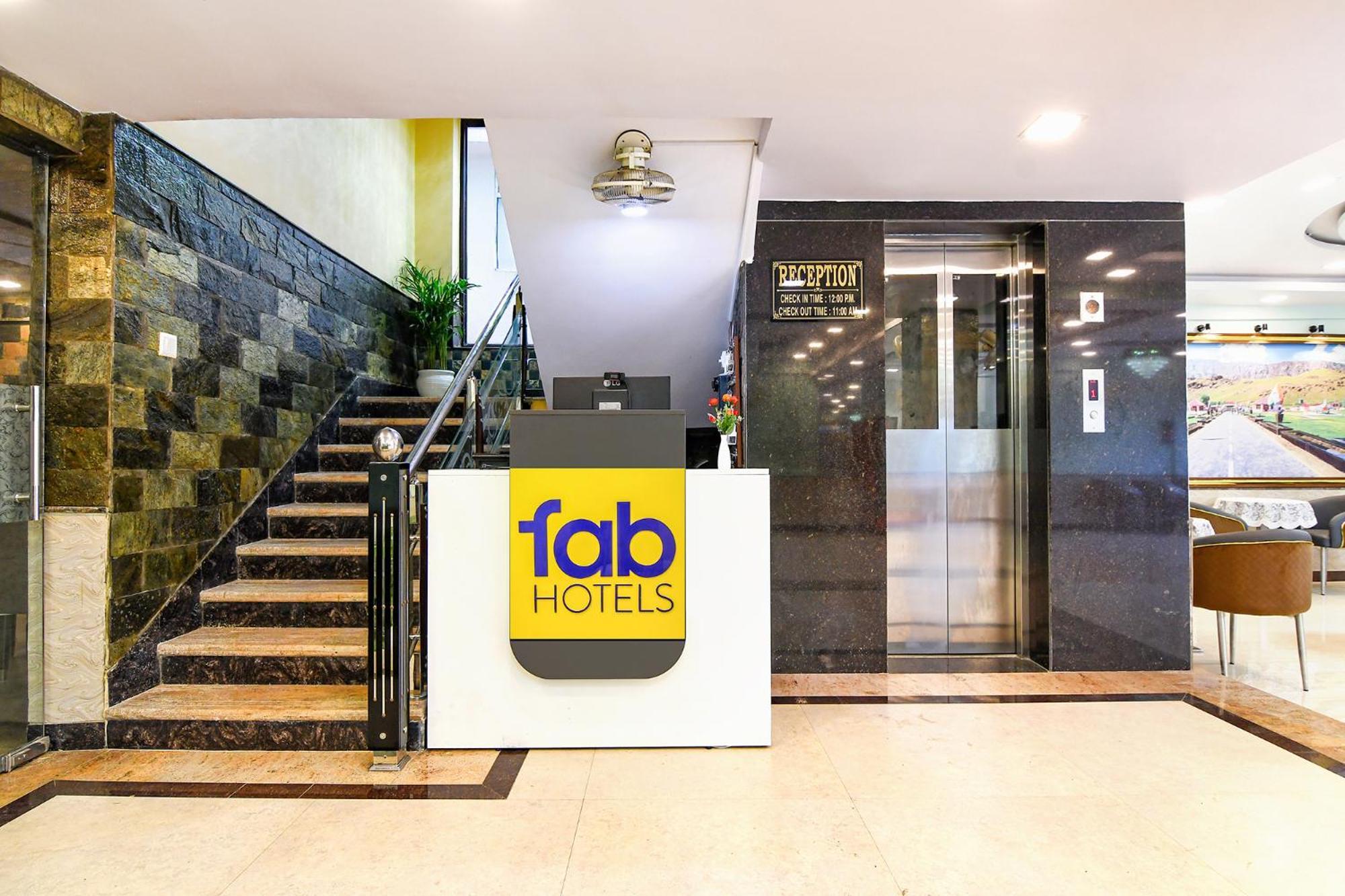 Fabhotel Prime Familto Calcuta Exterior foto