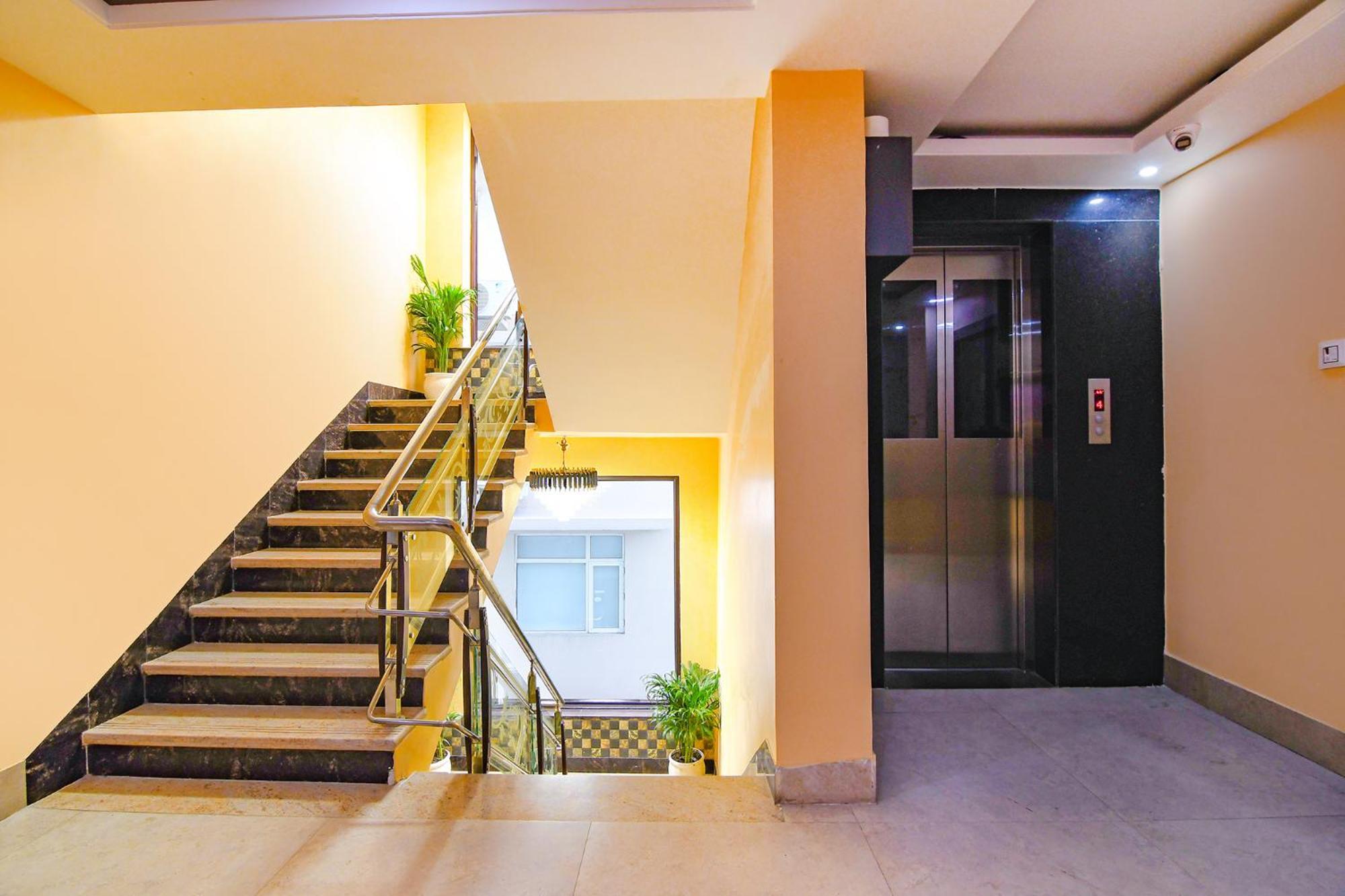 Fabhotel Prime Familto Calcuta Exterior foto